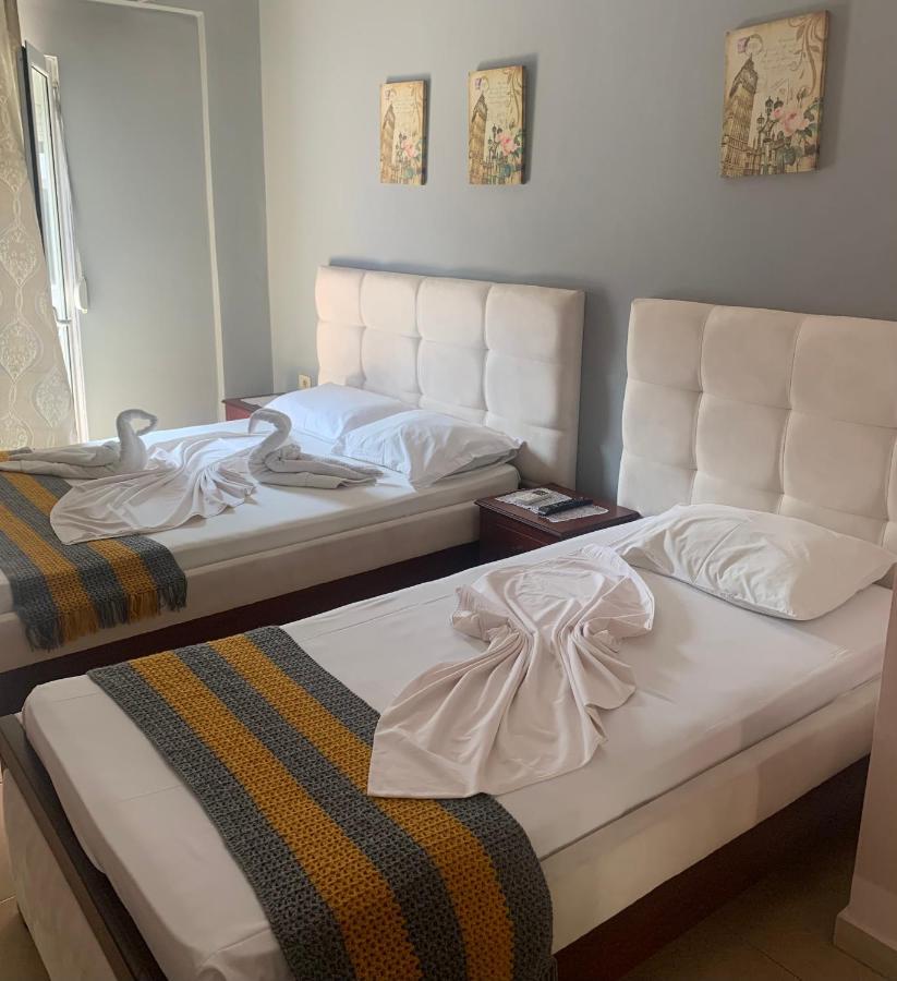 Hotel Soan Saranda Extérieur photo