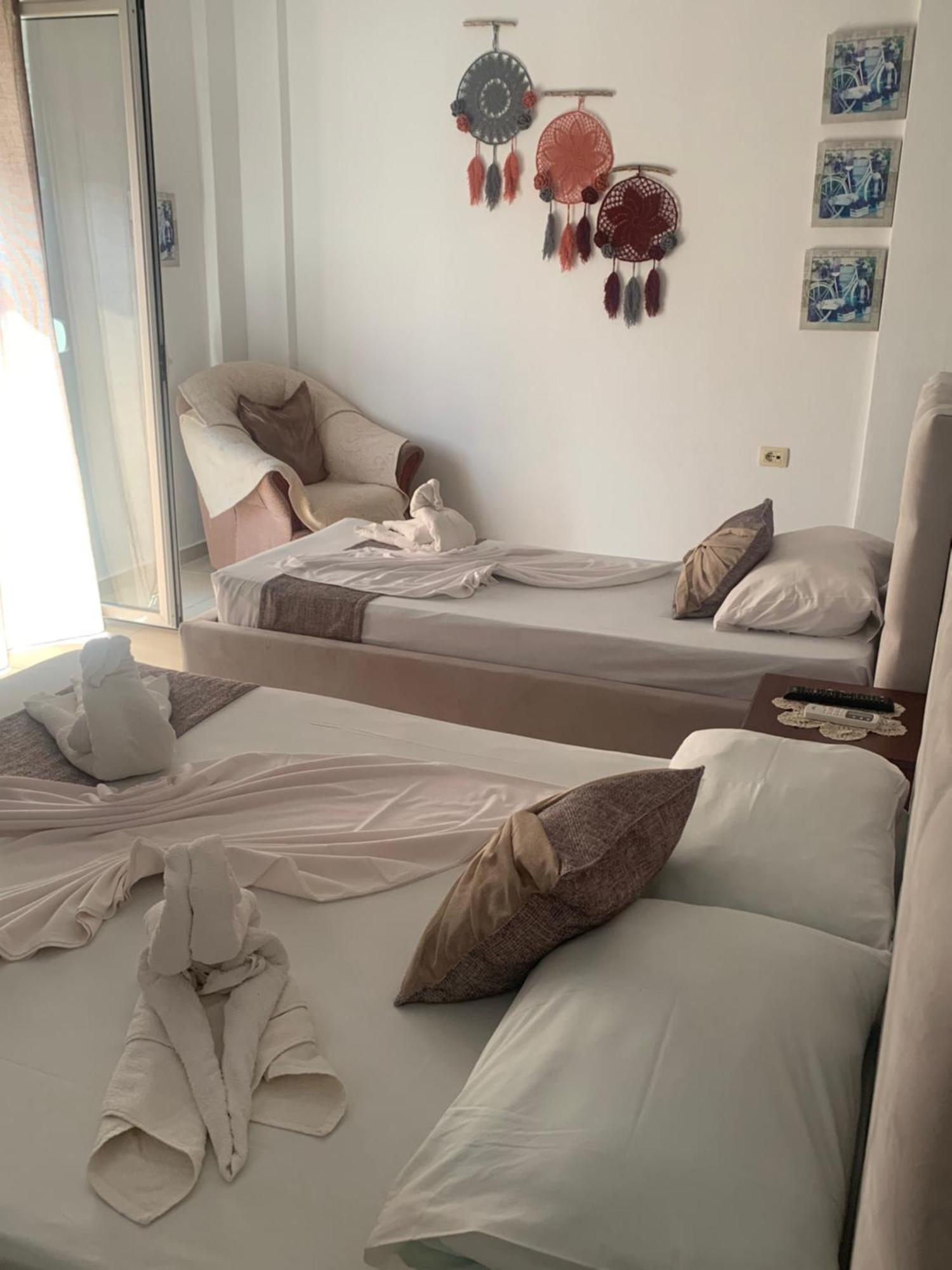 Hotel Soan Saranda Extérieur photo