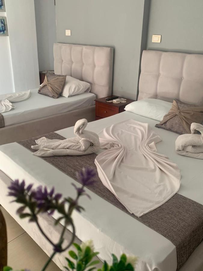 Hotel Soan Saranda Extérieur photo