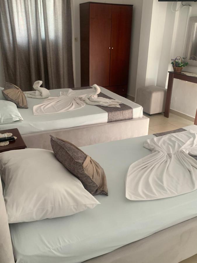 Hotel Soan Saranda Extérieur photo