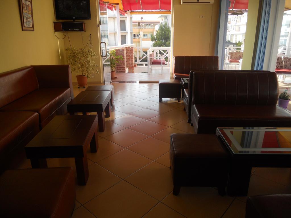 Hotel Soan Saranda Extérieur photo