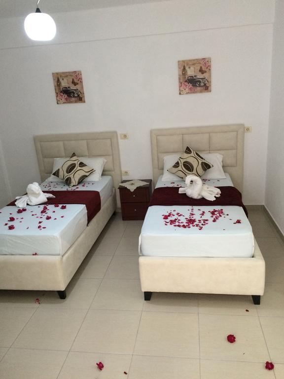 Hotel Soan Saranda Extérieur photo