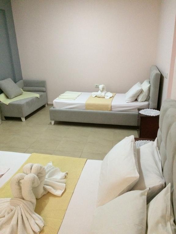 Hotel Soan Saranda Extérieur photo