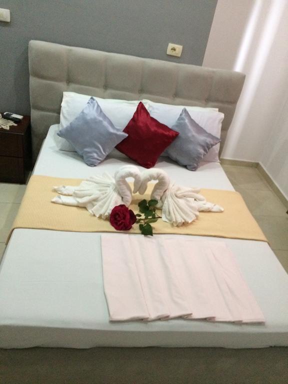 Hotel Soan Saranda Extérieur photo