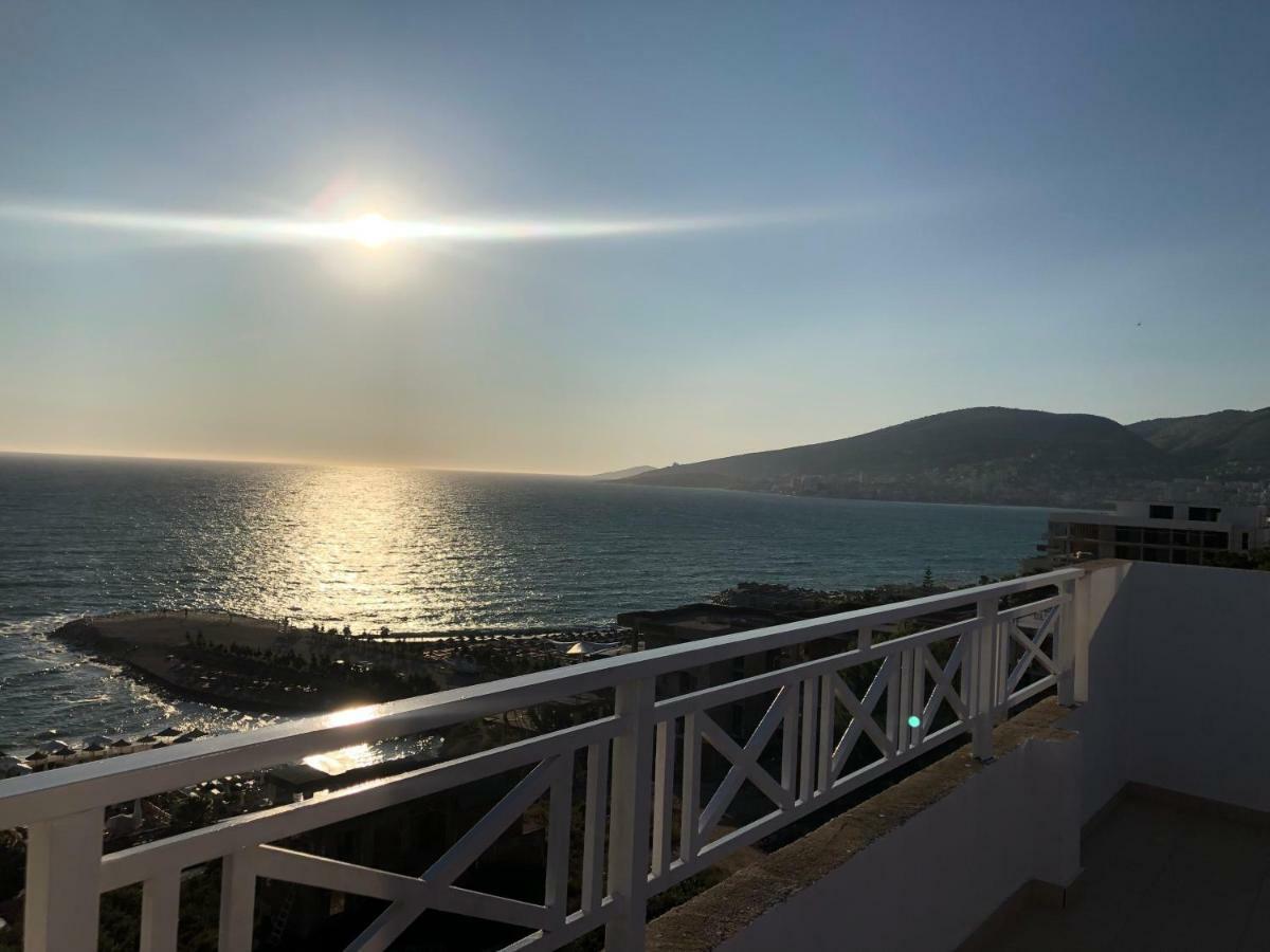 Hotel Soan Saranda Extérieur photo